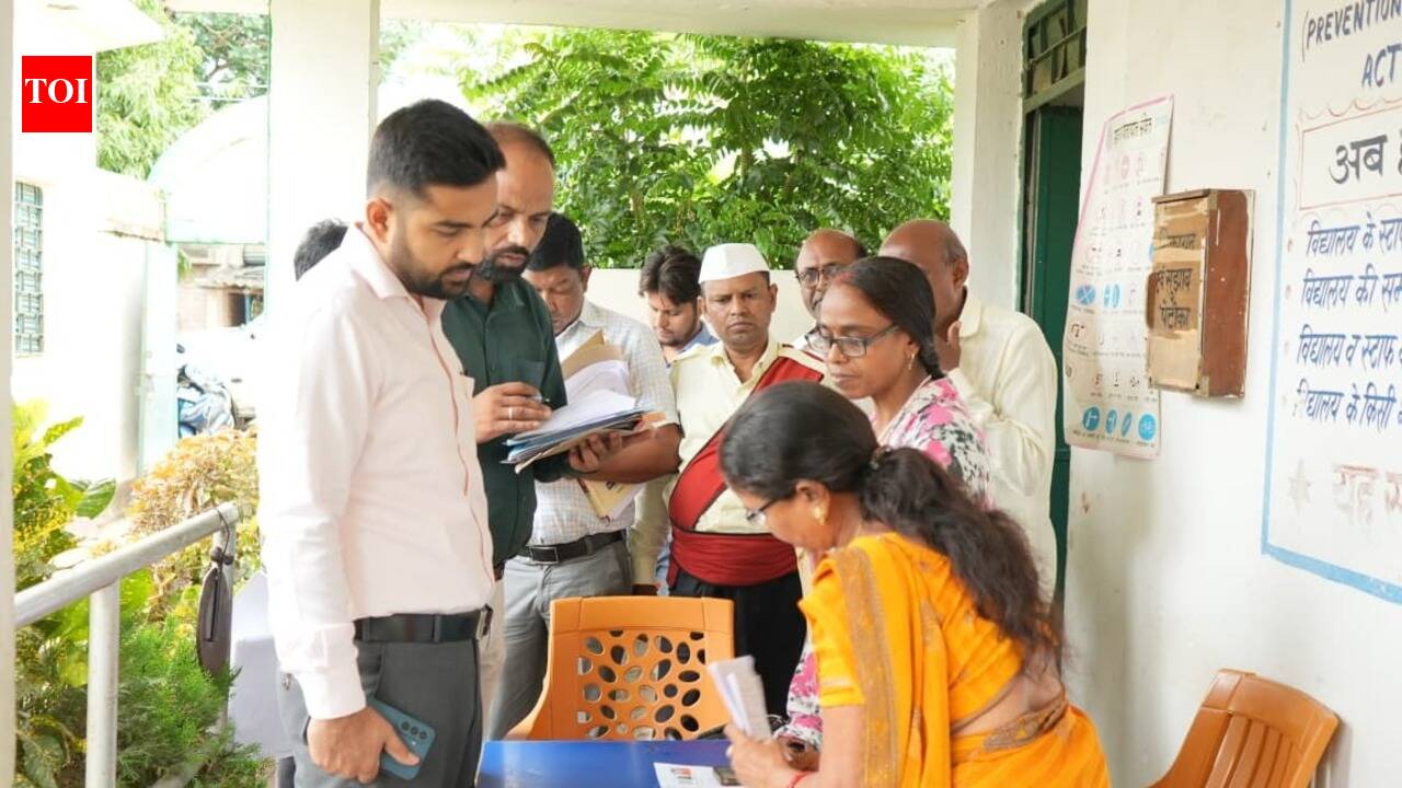 Palamu electoral roll revision: Hussainabad booth reports only 11% form distribution