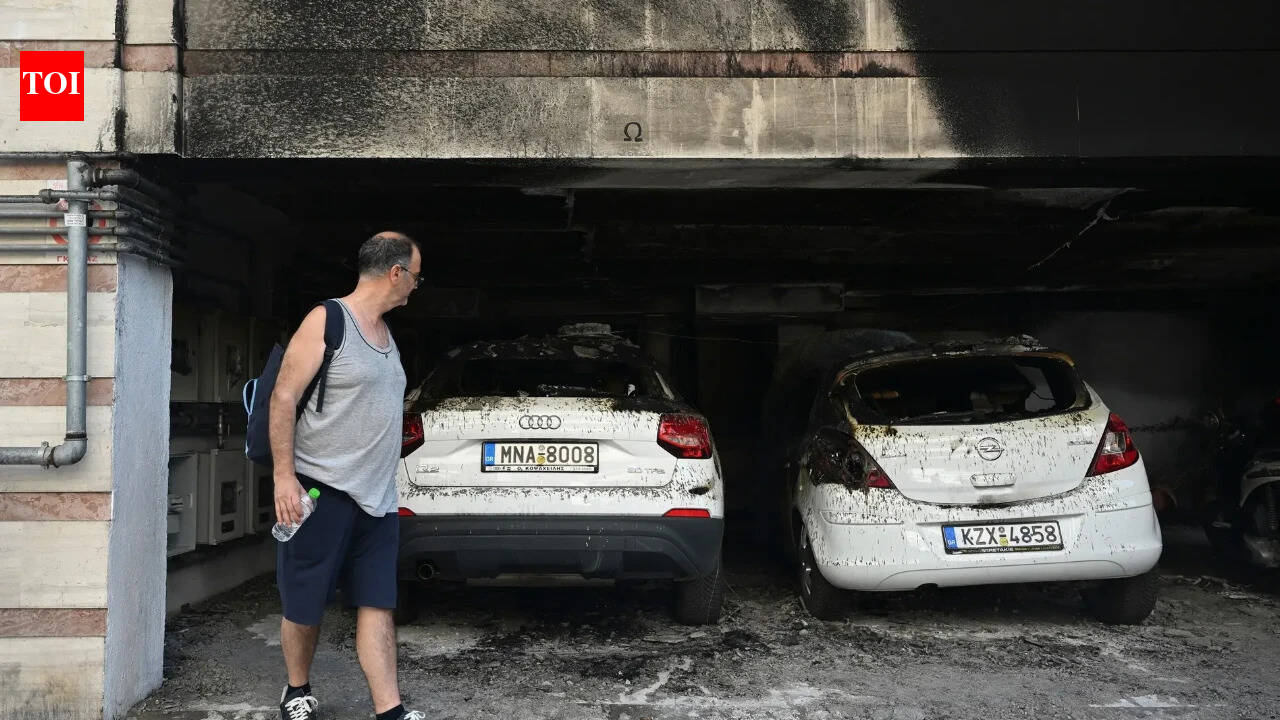Three held in Greece over deadly bomb attacks targeting ruling party politicians