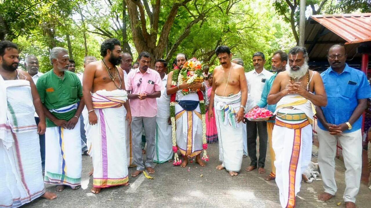 Delta farmers conduct ritual for rainfall