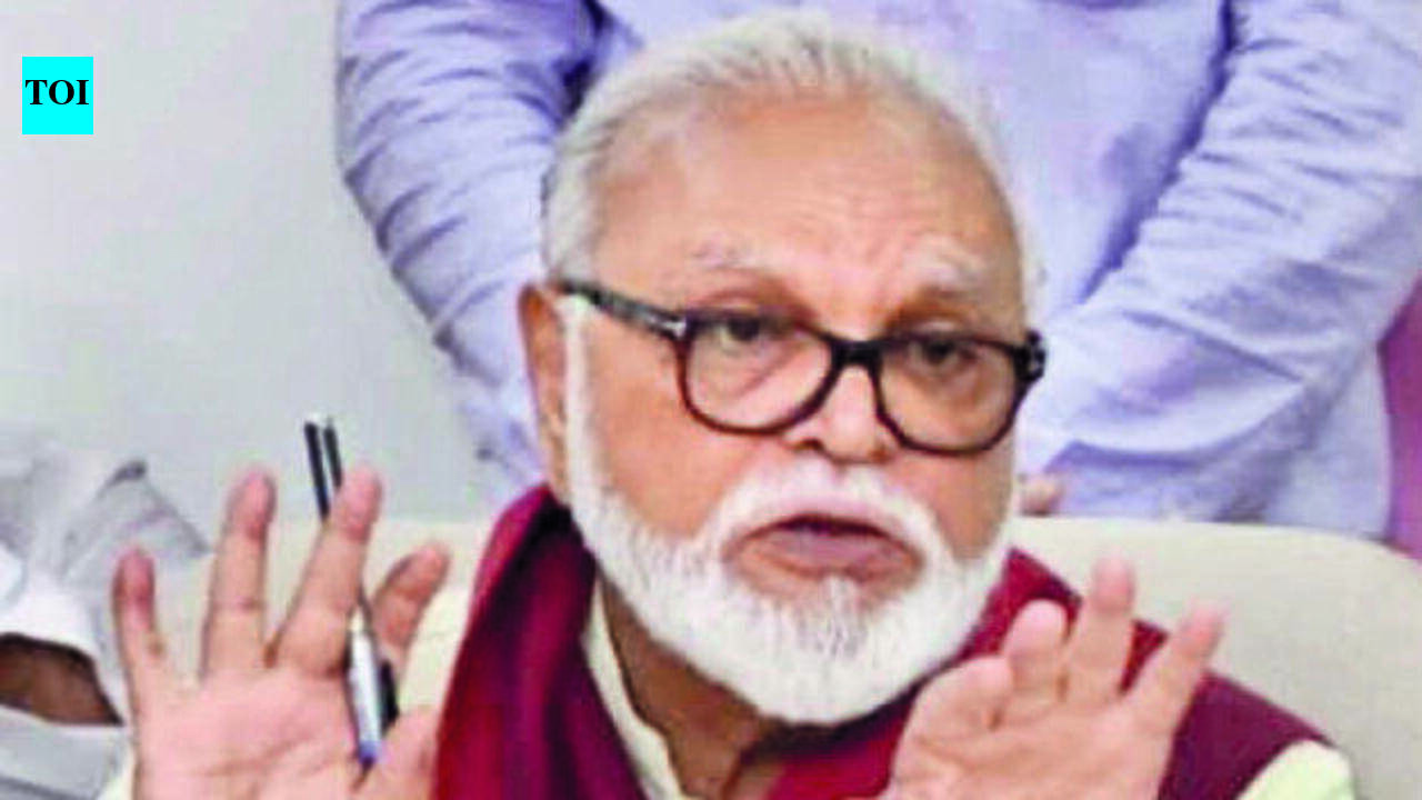Sena MLA alleges irregularities in food and civil supplies dept tenders, says Bhujbal’s nephew running dept, Sameer denies charge