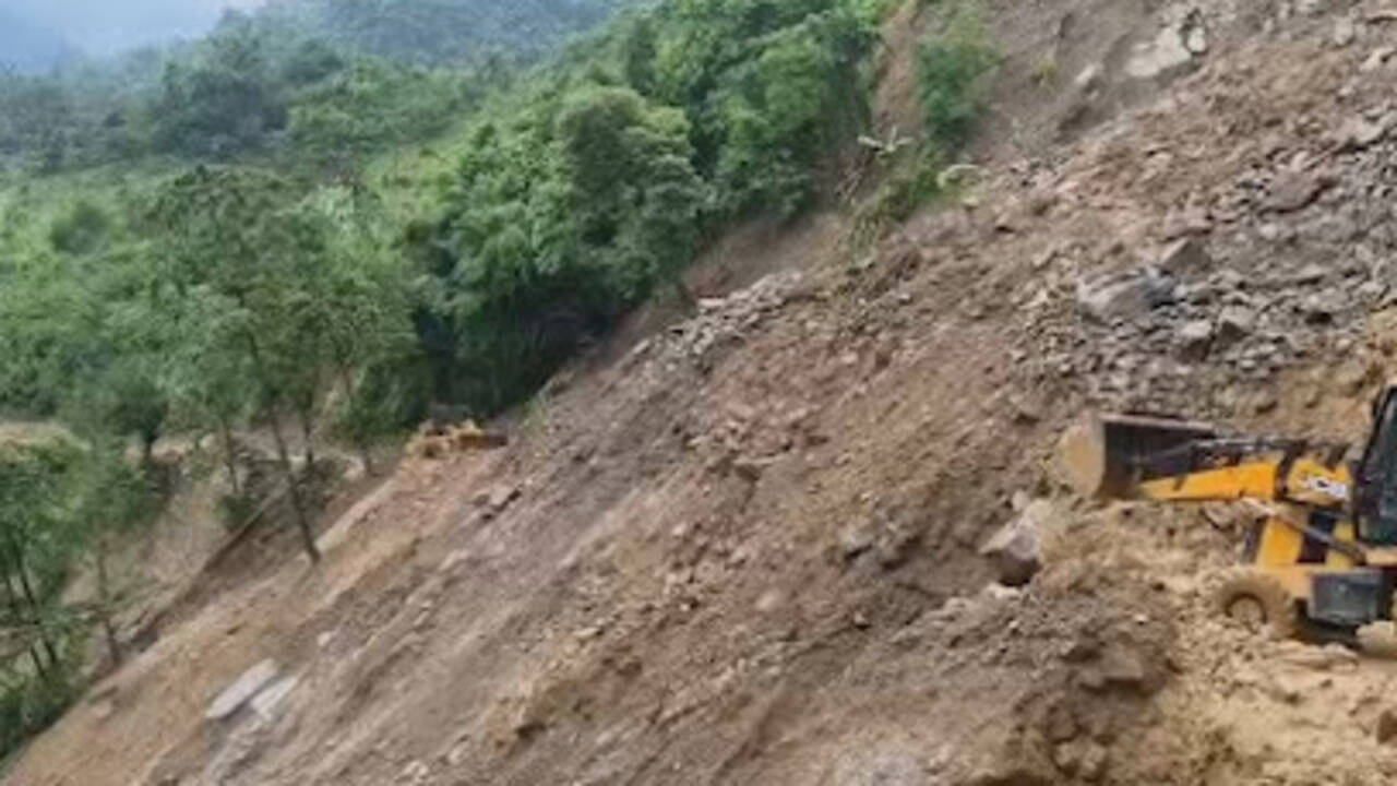 Nashik collector plans geological surveys in Peth and Trimbakeshwar talukas