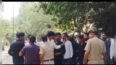 ABVP, NSUI workers clash at Kota college over damaged Vivekananda statue