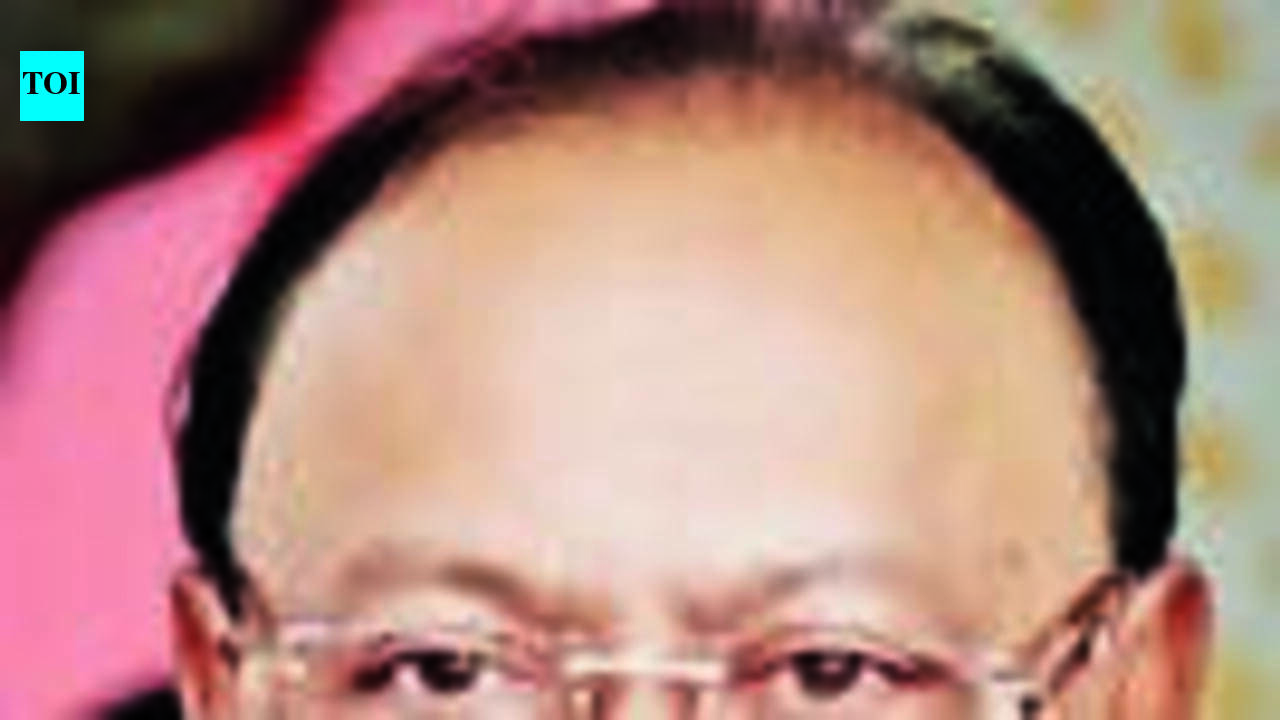 15 revenue officials suspended over illegal land mutations in Pune