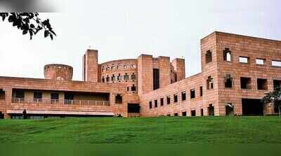 Pillutla to helm ISB as dean for another 5 years