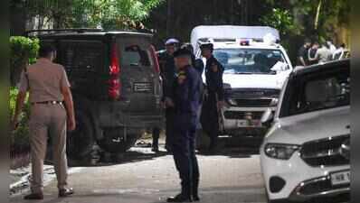 Intense shootout in plush Gurgaon colony saw over 60 round fired before 4 gangsters were shot