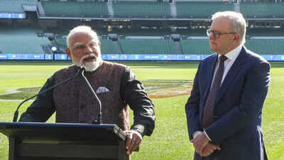 PM praises Australia social ban for U-16s, hinting at similar curbs
