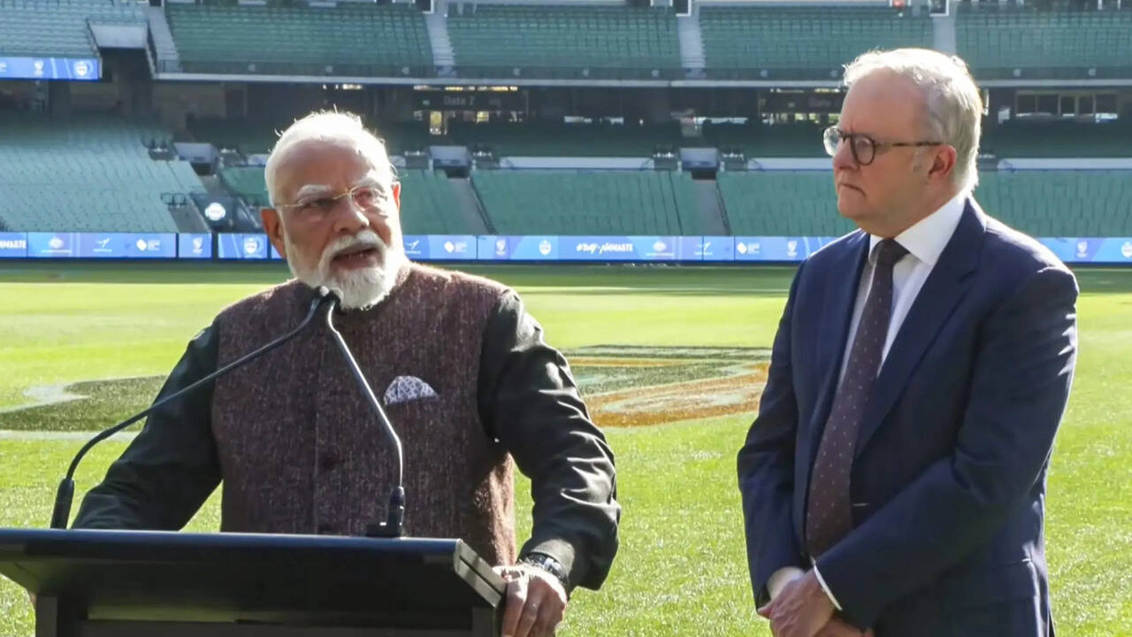 PM praises Australia social ban for U-16s, hinting at similar curbs