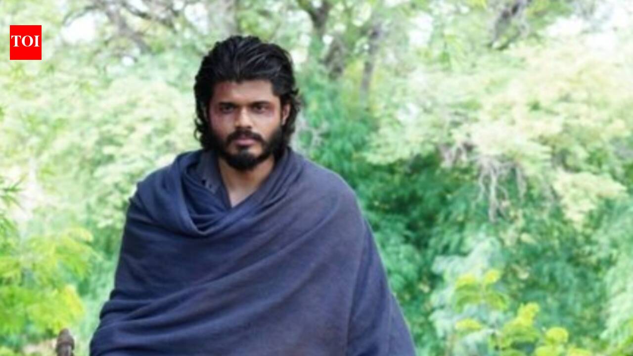 Vijay Deverakonda's brother Anand wraps up 'Takshakudu'; Actor calls it a rewarding experience; Folklore thriller completes shoot