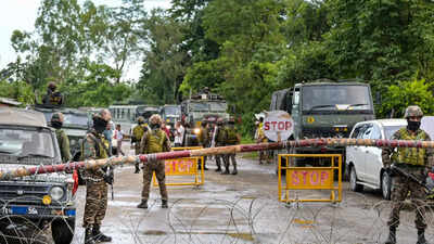 Mob of around 600 attempts to advance towards Manipur's Imphal West, security forces prevent potential communal clash