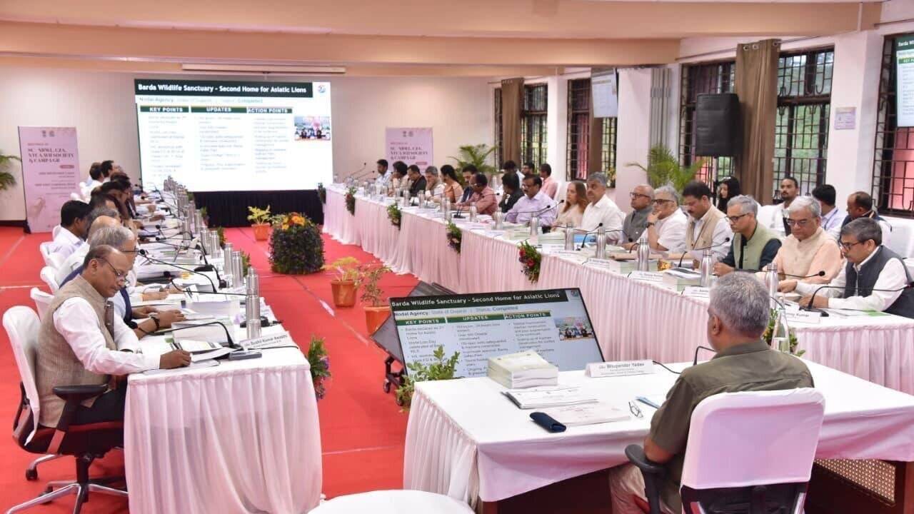 Great Indian Bustard project to enters rewilding stage, says Minister Bhupendra Yadav