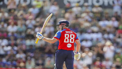 southampton-england-jul-11-ani-england-skipper-harry-brook-celebrates-his-.jpg