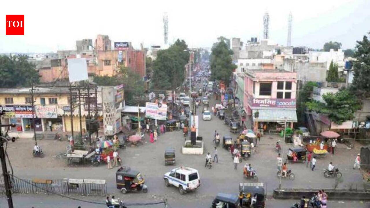 Beed erupts over street renaming row amid water crisis and drainage woes