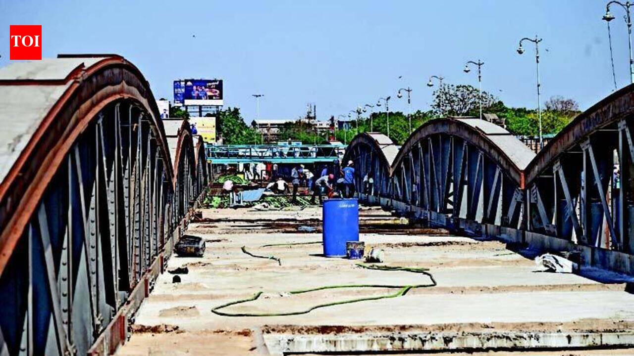 Restoration of Ahmedabad’s Ellis Bridge drags on,misses its second deadline