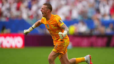  Jordan Pickford breaks Peter Shilton's record to become England's most capped WC Goalkeeper