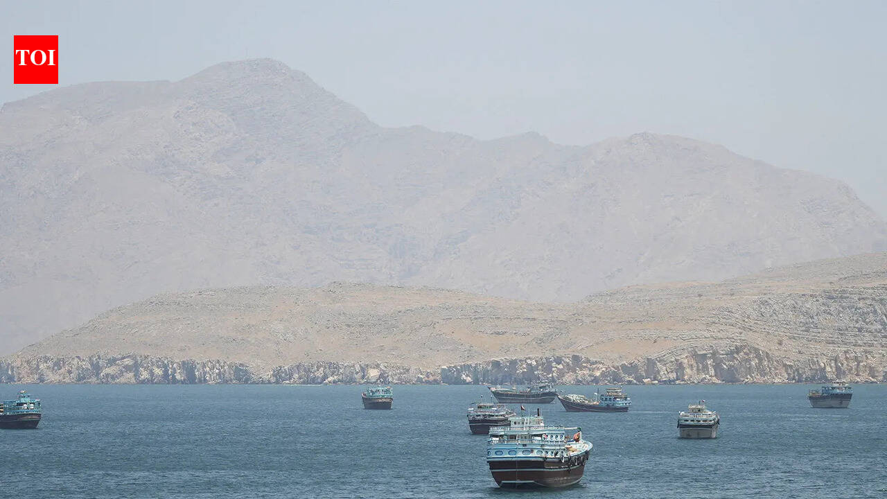 Middle East ceasefire dead as US bombs Iran again, Hormuz shuts and missiles fly over Gulf countries — top developments