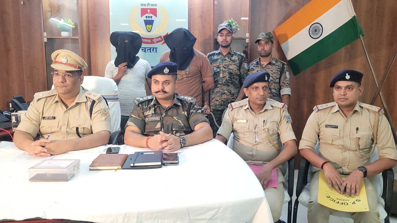 Chatra police arrest 2 Prince Khan aides in extortion case