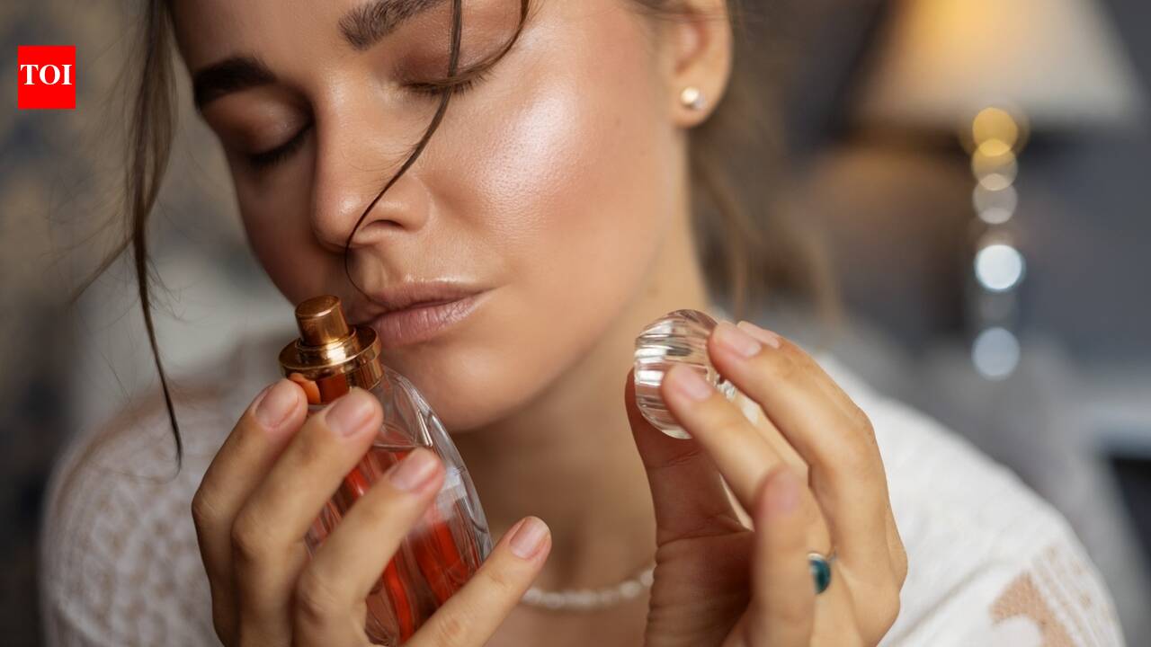 4 stinky ingredients that make your perfume smell incredible!