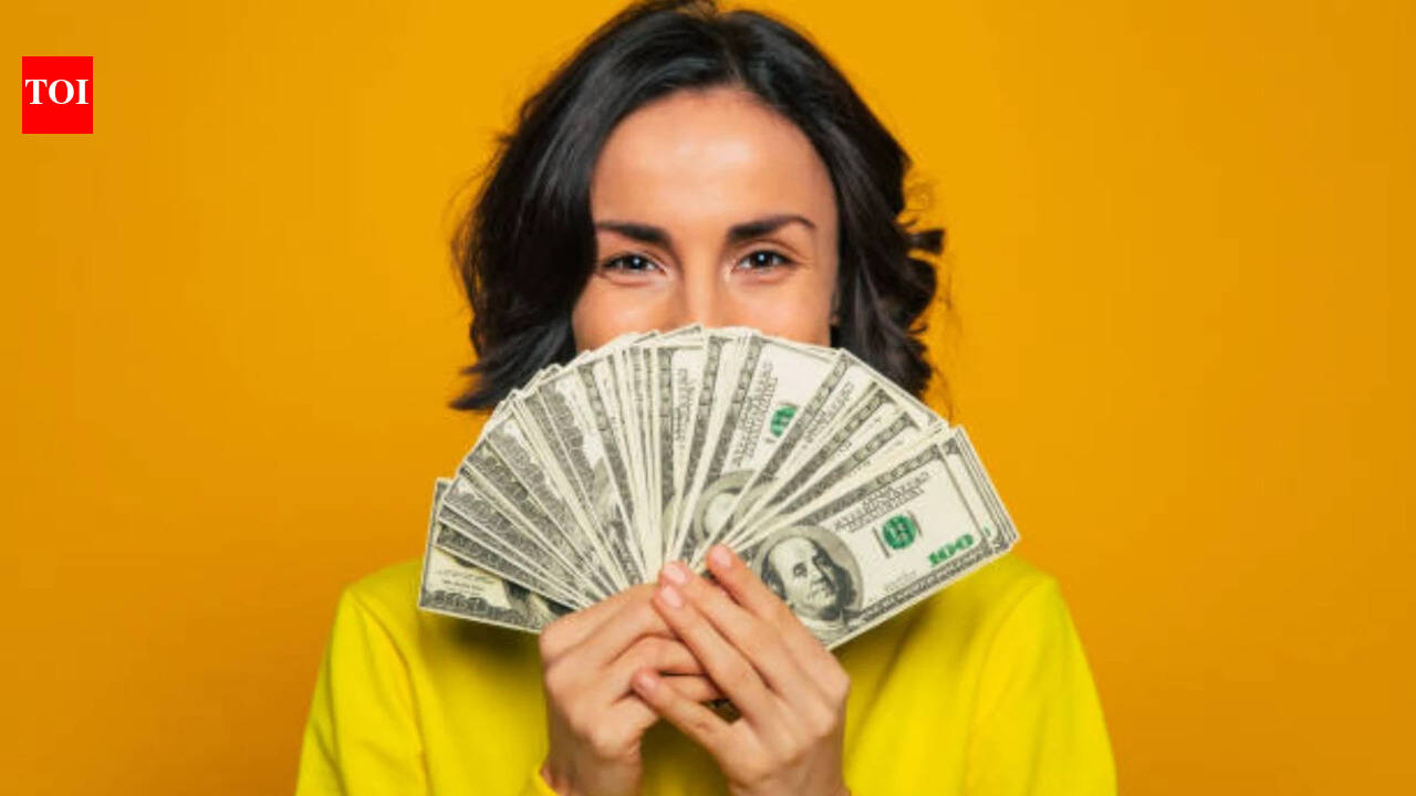 Weekly Wealth Horoscope Predictions, July 12 to July 18, 2026: Your money luck for the week