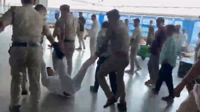 4 RPF personnel suspended after clash with railway staff at Agra Cantt over Hirakud Express halt