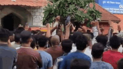 Security guard sexually assaults 8-year-old girl in Mumbai restroom, hundreds protest outside police station