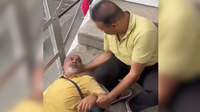 Doctor, RPF, GRP personnel save SGPGI patient after heart attack at Bareilly Junction