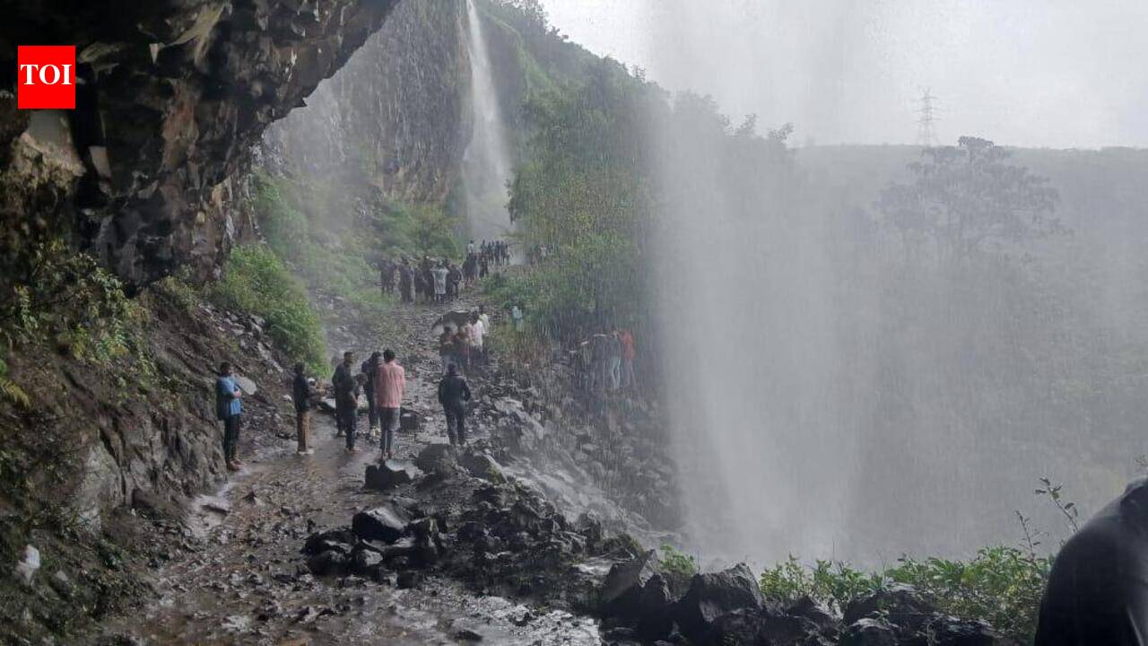 Border ban sends monsoon tourists flocking to Maharashtra hotspots