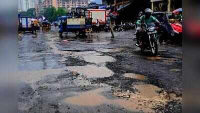 2,633 pothole complaints received in 2 months, have resolved more than 90% of them, says BMC