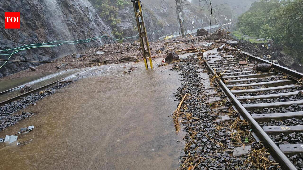 Geologists stress year-round measures to prevent landslides in Pune-Mumbai ghat section; railway officials expect second line to reopen before July 17