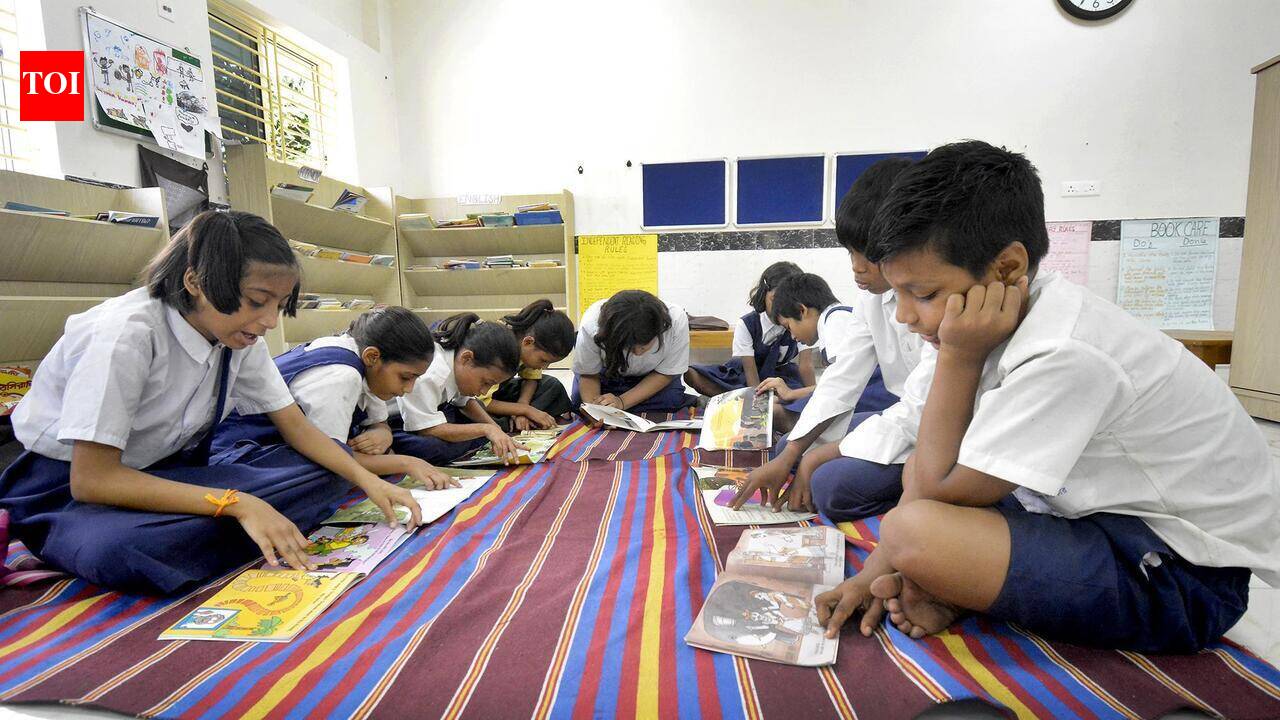 Bengal govt signals change in blue-white uniform for its schools
