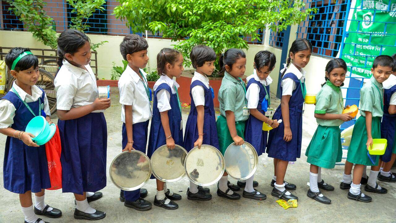 FDA turns focus on school canteens & midday meals