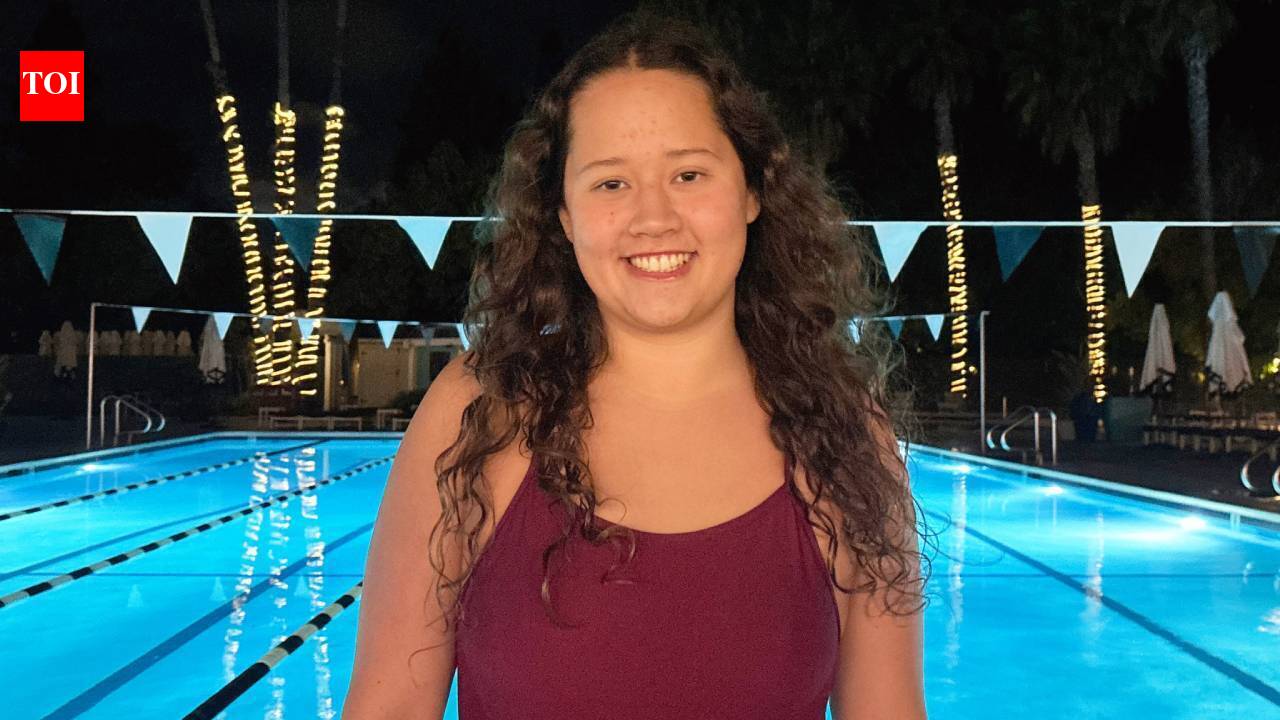 At 18, Maya Merhige completes 21.4-mile North Channel swim in 12 hours, moves closer to Oceans Seven record