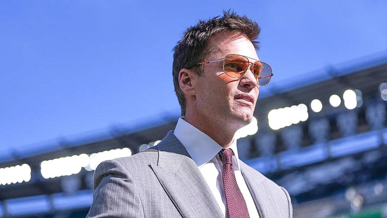 Tom Brady was A.J. Brown's childhood hero, and now he's calling him out before Brown even suits up for New England - fans noticed