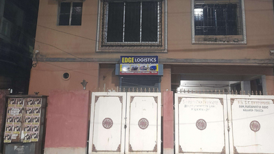 Fraudsters flee with Rs 2 crore in heart of south Kolkata after fake cop raid