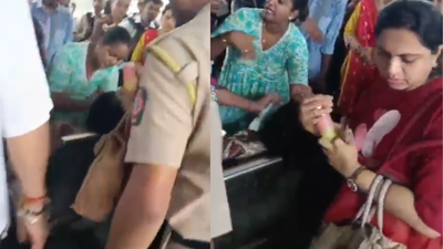 Central Railway passenger hospitalised after breathing difficulty on Mumbai AC local