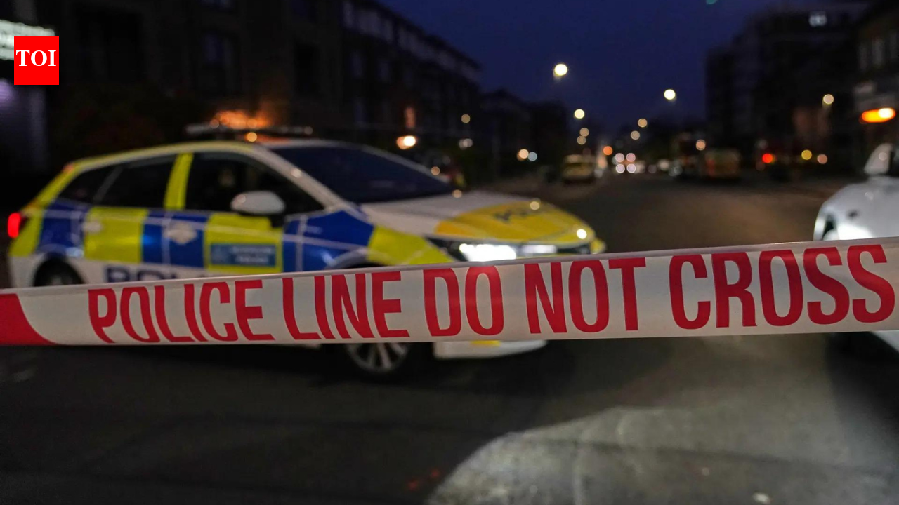 'Extreme right-wing terror' threat: UK police arrest 12 over plot targeting Islamic event