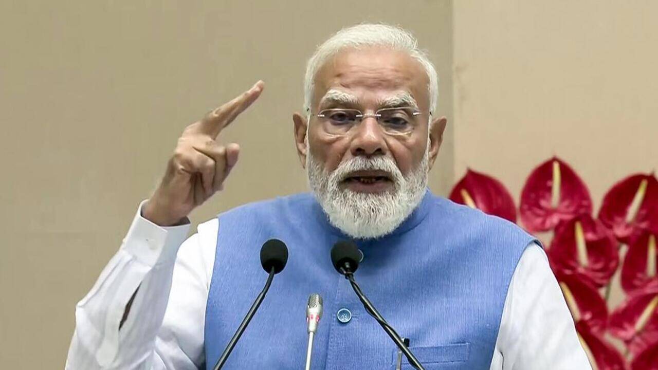 Cops identify man who issued death threats against PM Modi
