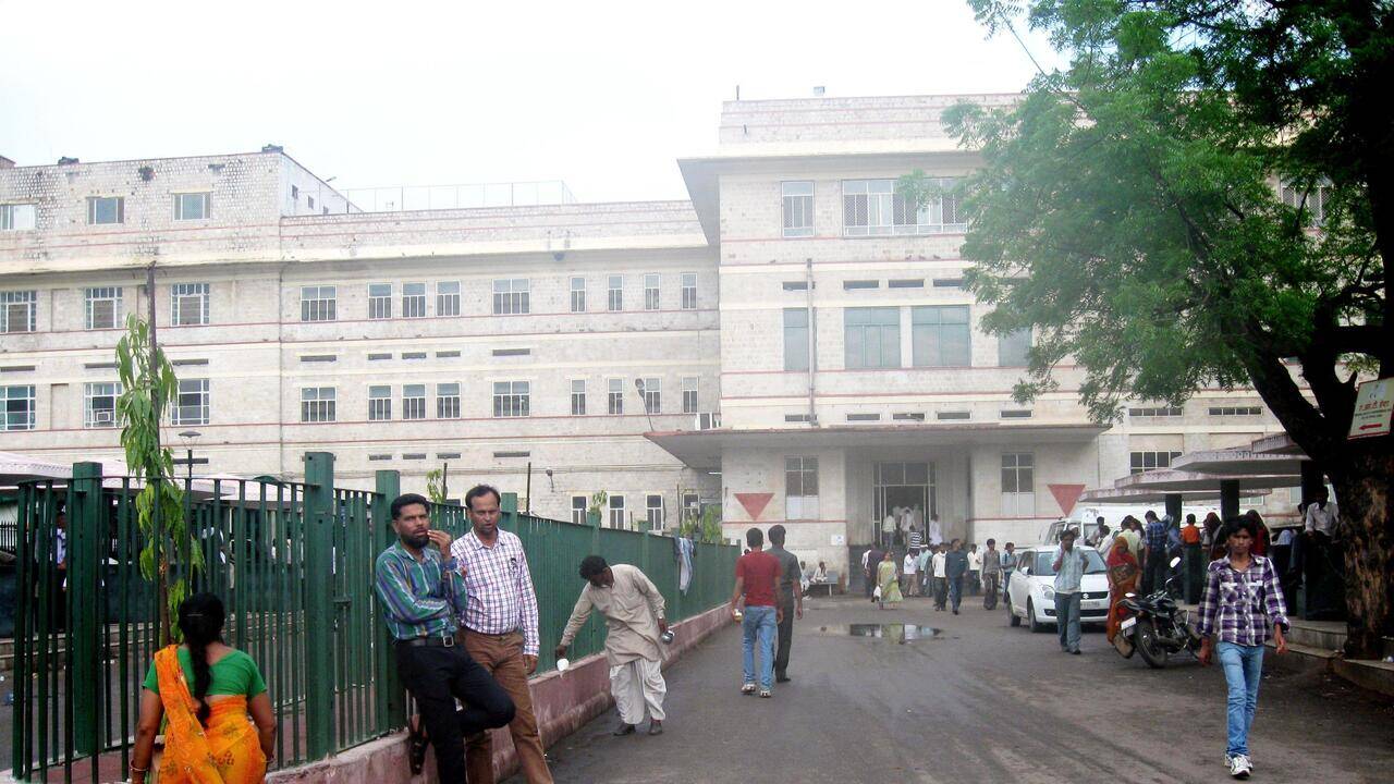 Rare surgery at SMS Hosp removes hydatid cysts from 3 organs