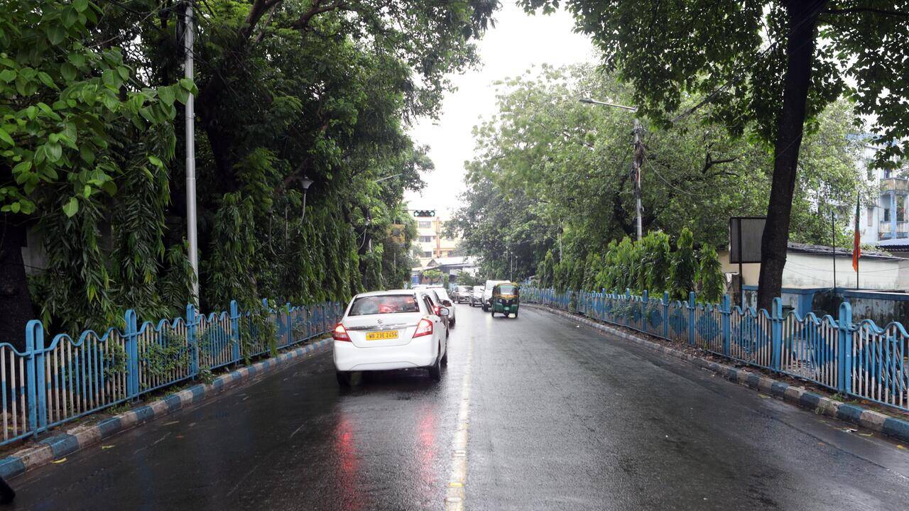 35 days later, cops file crash FIR after CP prod