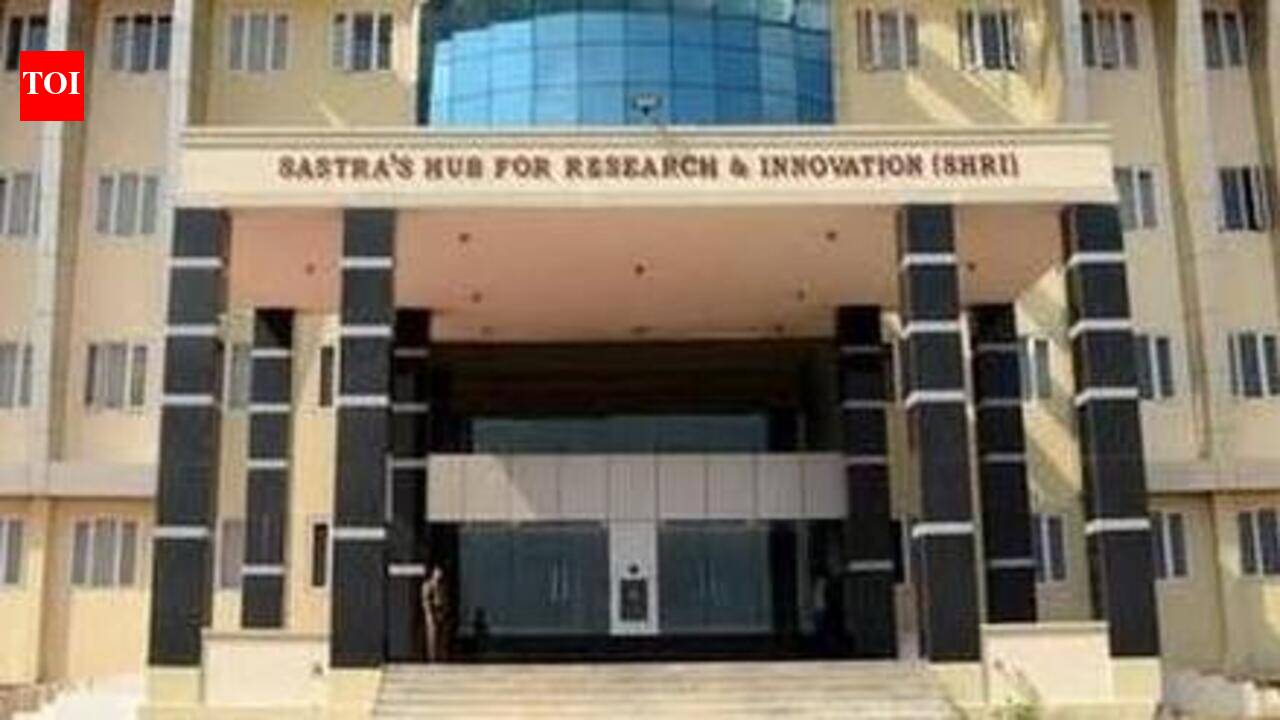 SASTRA signs MoU with Agarwal’s Institute of Optometry