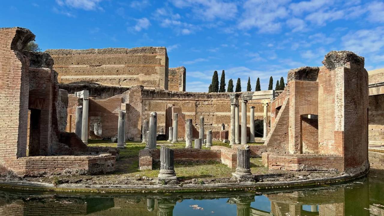 Hidden chamber found beneath Hadrian’s Villa may be its oldest structure