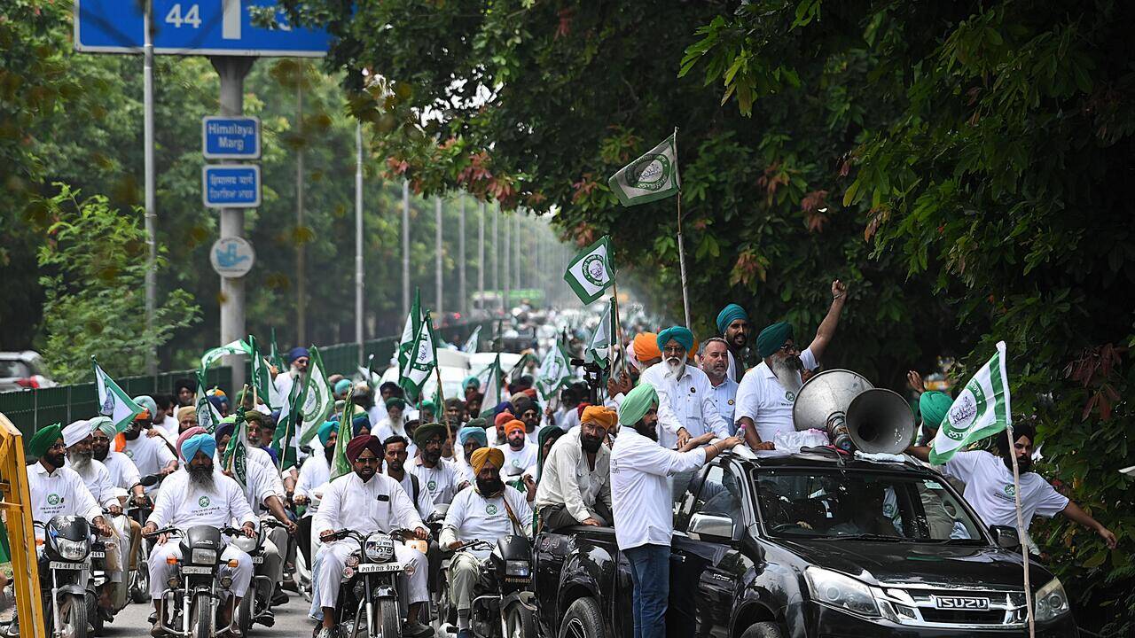 Farmers’ rally chokes city and Mohali again