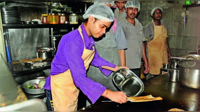 Restaurateurs flag influencers’ kitchen ‘inspection’ trend