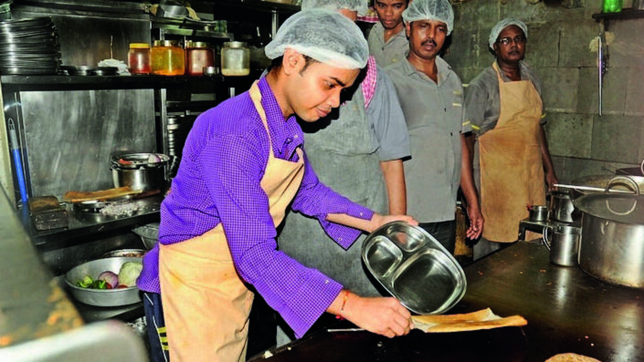 Restaurateurs flag influencers' kitchen ‘inspection' trend