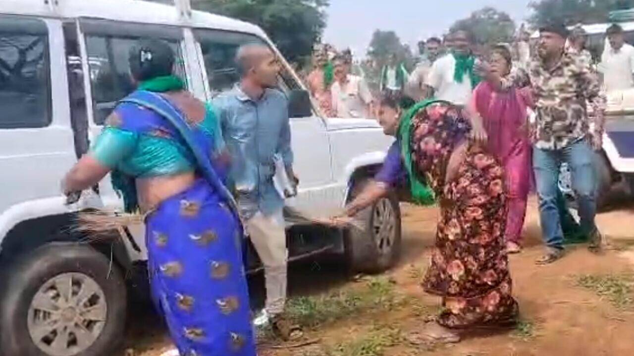 Broom-wielding farmers chase away land survey officials at proposed Bengaluru township site
