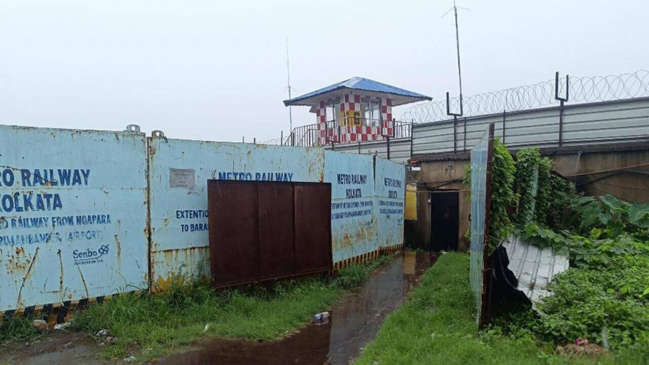 CM, Bengal BJP chief throw weight behind airport mosque removal