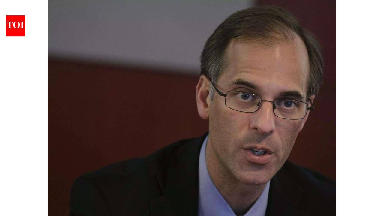 Moody’s chief economist Mark Zandi sees 'big warning' signs in June Jobs report for the US; says: Decline in unemployment rate was misleading because it coincided with a sharp drop in ...