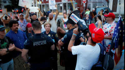 'Second in a week': Protests erupt after ICE agent fatally shoots Colombian man in US