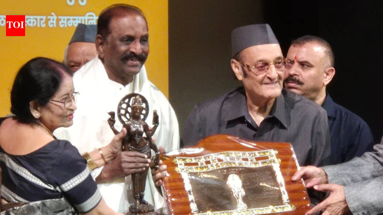 'An award for every Tamil home': Poet and lyricist Vairamuthu dedicates prestigious 60th Jnanpith Award to the Tamil community
