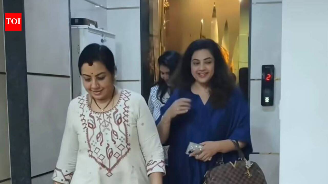 When Meena and Sanghavi visited Tharanooradha Venu