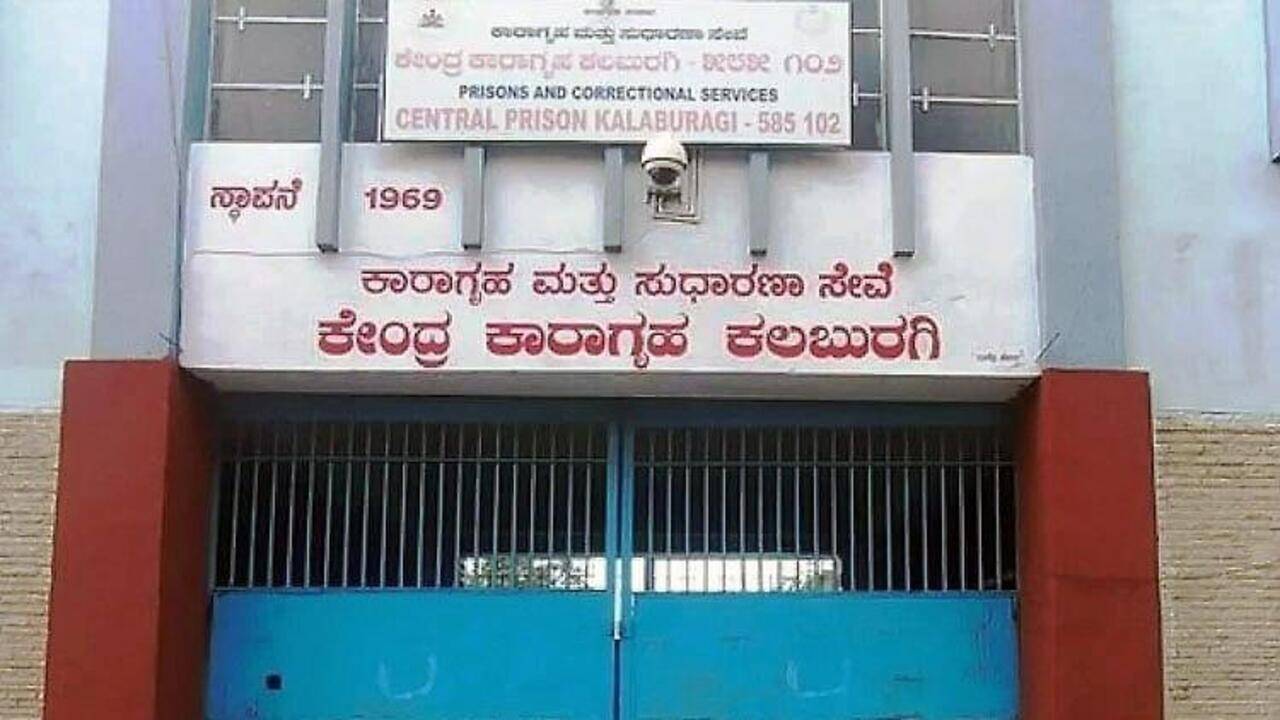3 convicts escape from Kalaburagi Central Jail; superintendent suspended